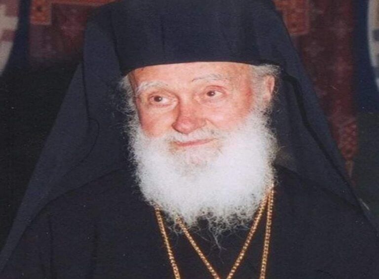 image Μητροπολίτης Σισανίου και Σιατίστης Αντώνιος Κόμπος. Ένας  “Άγιος” στην γη.