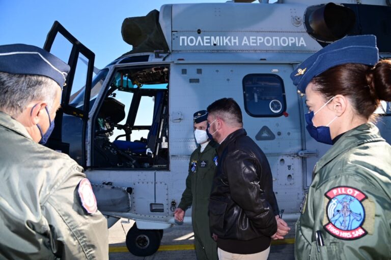 image Τουρκική πρόκληση στο ελικόπτερο που μετέφερε τον Νίκο Χαρδαλιά.