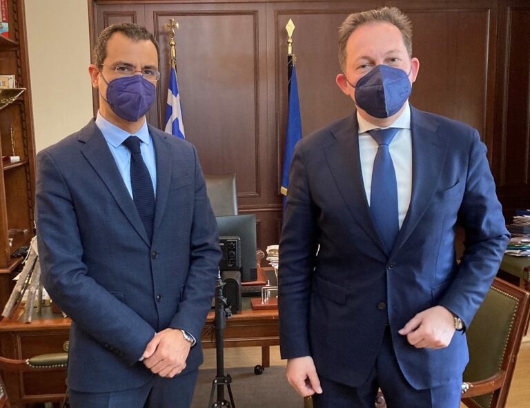image Η ανάπτυξη της Λέσβου στο επίκεντρο συνάντησης του Ιάσονα Πιπίνη με τον Στέλιο Πέτσα