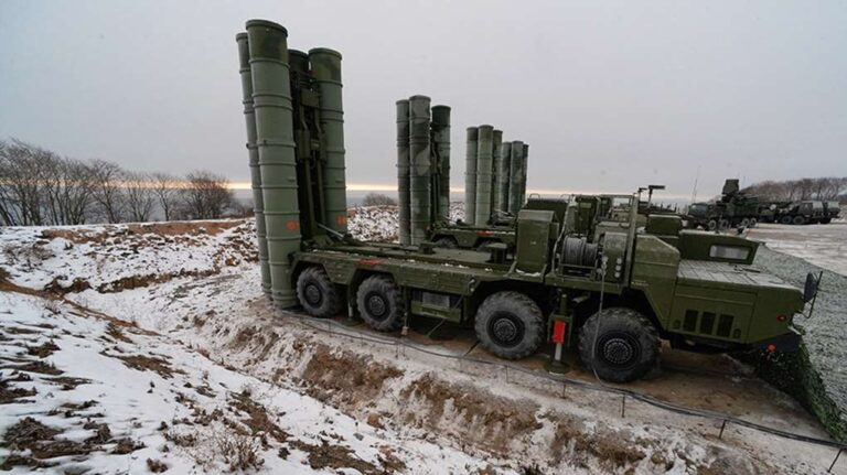 image Η Λευκορωσία ζήτησε S-400 από τη Ρωσία και αναπτύσσει στρατό στα σύνορα με την Ουκρανία