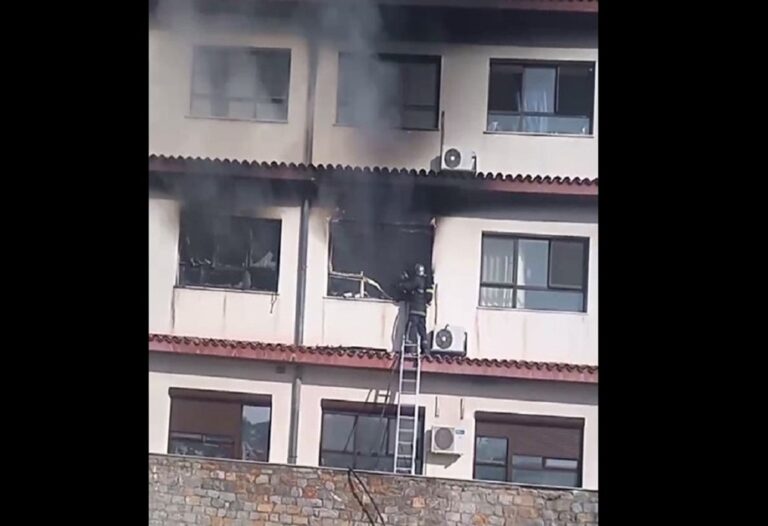 image Φωτιά στο νοσοκομείο «Παπανικολάου» στη Θεσσαλονίκη (Βιντεο)