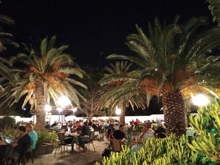 image Για καλό φαγητό στην Ατσική, στην ΤΡΟΠΙΚΑΝΑ‬!