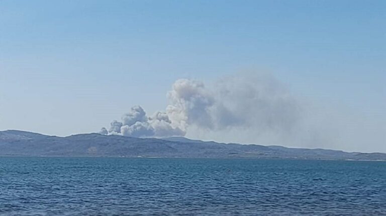 image Φωτιά στην Λέσβο! Εκκενώνεται προληπτικά ο οικισμός των Βατερών.