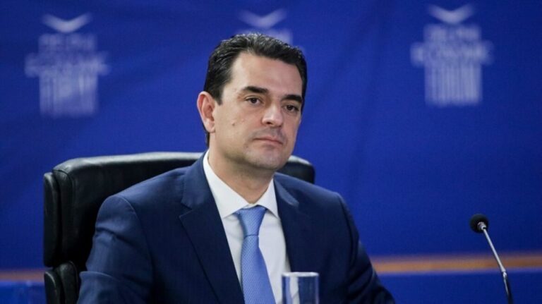 image Σκρέκας: Κλιμακωτή επιδότηση έως 486 ευρώ στο ηλεκτρικό ρεύμα για τον Οκτώβριο – Στα 90 ευρώ η ενίσχυση για το αέριο.