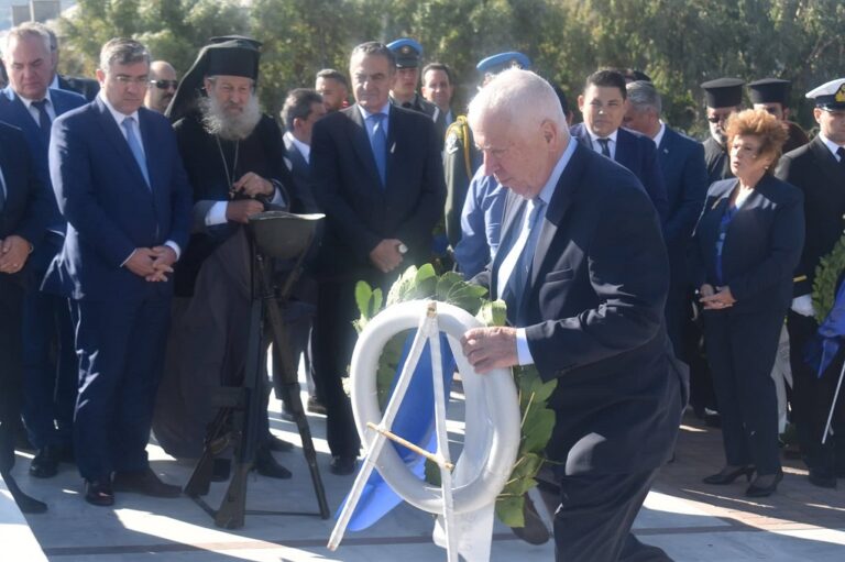 image O Περιφερειάρχης στις εκδηλώσεις για την 28η Οκτωβρίου.