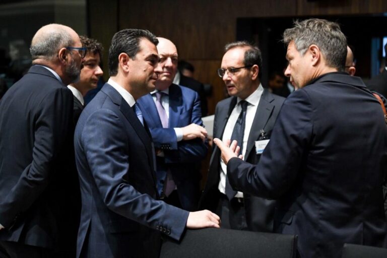 image Πλαφόν στο φυσικό αέριο: Πιέζουν η Ελλάδα και άλλες 14 χώρες την Κομισιόν.