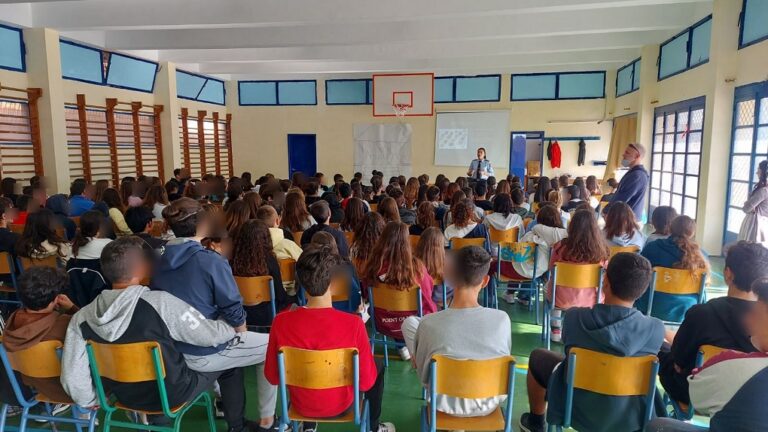image Γενική Περιφερειακή Αστυνομική Διεύθυνση Βορείου Αιγαίου. Ενημέρωση μαθητών  σε θέματα κυκλοφοριακής αγωγής και οδικής ασφάλειας.