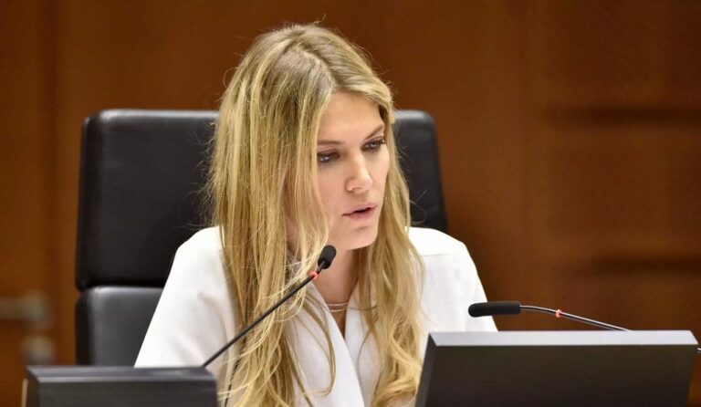 image Politico: Αποφυλακίζεται με βραχιολάκι η Εύα Καϊλή