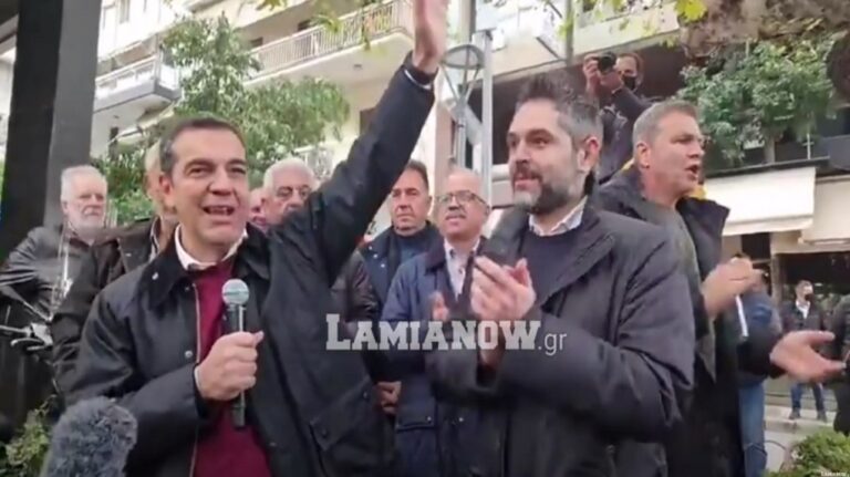 image Λαμία: Tsipras fan club -Επικός Γκλέτσος ξεσηκώνει τα πλήθη (ΒΙΝΤΕΟ)