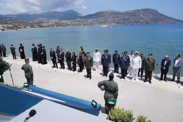 image Αρχηγός ΓΕΕΘΑ: Τέτοιους λεβέντες μαχητές σαν τον Ηλιάκη βγάζουν οι Ένοπλες Δυνάμεις – ΦΩΤΟ και ΒΙΝΤΕΟ