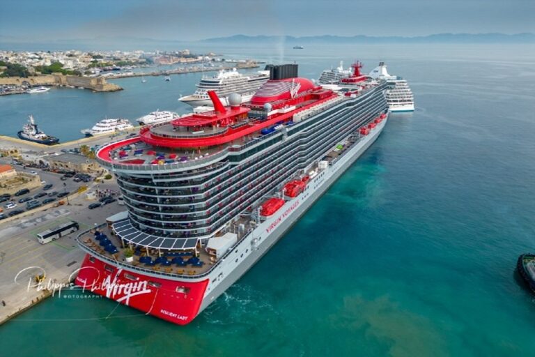 image Το κρουαζιερόπλοιο μεγαθήριο Resilient Lady της Virgin Voyages για πρώτη φορά στη Ρόδο.