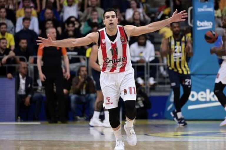 image Ο Speaker της Euroleague σε άπταιστα ελληνικά για Σλούκα……..” Καληνύχτα σας”!(βίντεο)