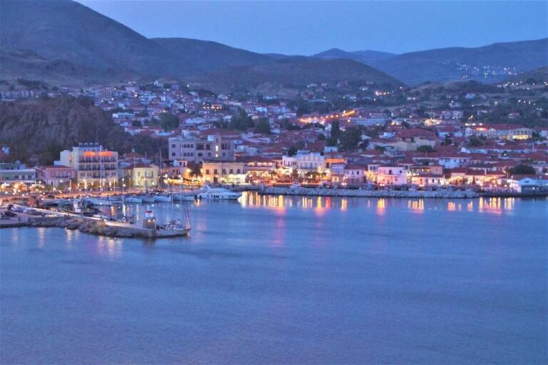 image Μύρινα η όμορφη πριγκίπισσα του Βορείου Αιγαίου!Πού θα πάτε….. Αξιοθέατα,παραλίες, διασκέδαση,φαγητό .