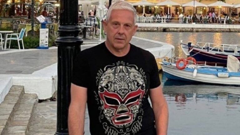 image Ο Τάσος Δούσης “ξαναχτυπά”!”Μετά τις καταστροφές έρχονται τα κοράκια και τα αρπαχτικά”!