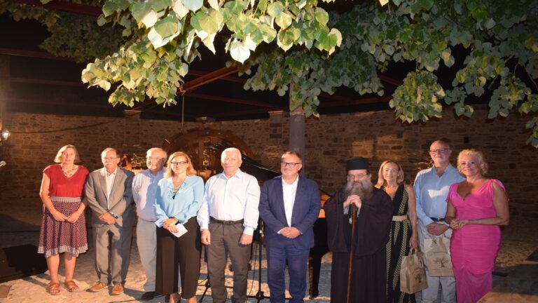 image Με επιτυχία και μεγάλη προσέλευση το 2ο Μεσαιωνικό Φεστιβάλ Χίου.(βιντεο)
