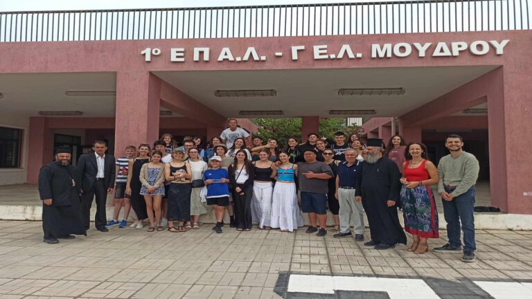 image Στην Λήμνο 15 νέοι ομογενείς  κατηχητικού σχολείου της Νέας Ζηλανδίας.