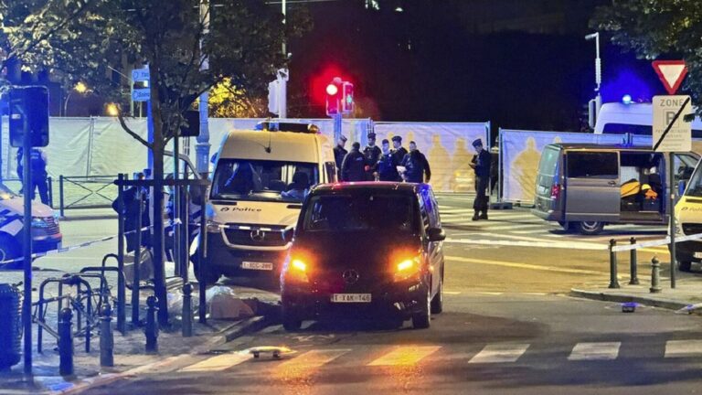 image Επίθεση στις Βρυξέλλες: Ανθρωποκυνηγητό για τον εντοπισμό του δράστη – Δηλώνει μέλος του ISIS