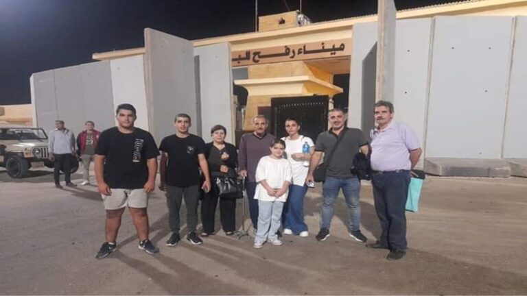 image ΥΠΕΞ: Στην Αίγυπτο οι επτά Έλληνες που είχαν εγκλωβιστεί στο Μοναστήρι του Αγίου Πορφυρίου στη Γάζα