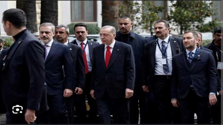 image Ελληνοτουρκικά: Πώς είδε ο τουρκικός Τύπος την παρουσία Ερντογάν στην Αθήνα