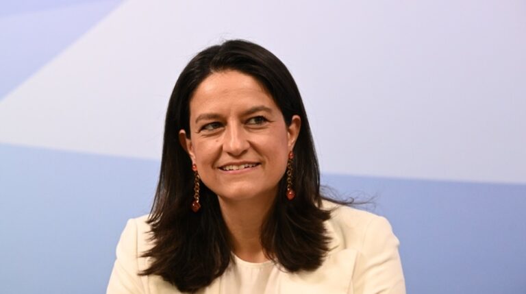 image Κεραμέως: Η χώρα μας έχει πλέον χαμηλότερη ανεργία από τη Σουηδία, την Εσθονία, τη Φινλανδία και την Ισπανία