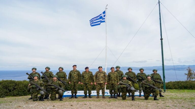 image Επίσκεψη Αρχηγού ΓΕΕΘΑ σε Mονάδες των Ενόπλων Δυνάμεων σε Δωδεκάνησα, Χίο, Λέσβο και Σκύρο (video)