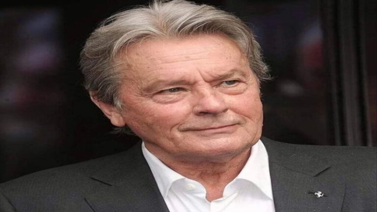 image Ο Αλέν «Ράμπο» Ντελόν: Κατασχέθηκαν 72 πυροβόλα όπλα και πάνω από 3.000 πυρομαχικά από σπίτι του.