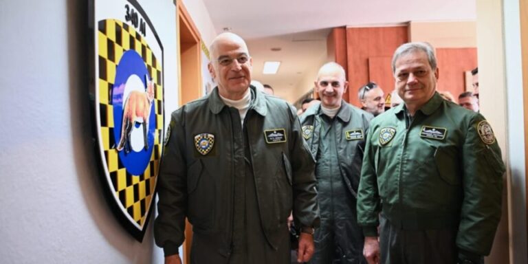 image Στη Λήμνο ο Νίκος Δένδιας: Ευχές και στήριξη στα φυλάκια ενόψει εορτών.Δευτέρα 15 Δεκεμβρίου