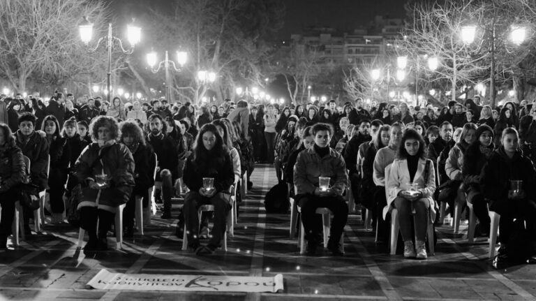 image Τέμπη: Οδύνη στις εκδηλώσεις μνήμης – Τα αναπάντητα ερωτήματα και η δικαστική έρευνα