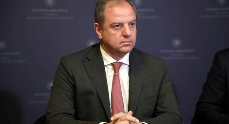 image Παρουσία του Υφ. Αγρ.Ανάπτυξης Δ. Σταμενίτη, η κοπή πίτας  ΔΗΜ.ΤΟ. της Νέας Δημοκρατίας στην Λήμνο.