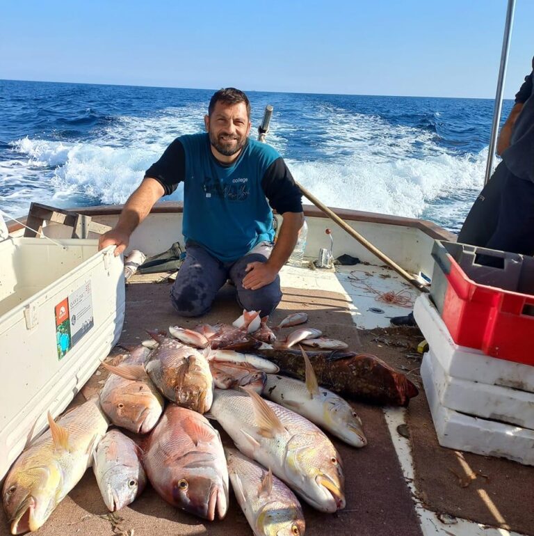 image Ο Κώστας Κουτούκης μας ξεναγεί στα  ψαροκάικια  της Λήμνου!(βίντεο)