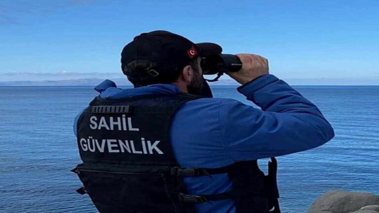 image Τουρκικά ΜΜΕ : Είκοσι ένας μετανάστες, ανάμεσά τους πέντε παιδιά, πνίγηκαν ανοιχτά της Ίμβρου, είχαν προορισμό την Λήμνο.