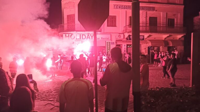 image Λήμνος : Έκαναν την “νύχτα-μέρα” οι φίλαθλοι του Ολυμπιακού.(βίντεο+φώτο)