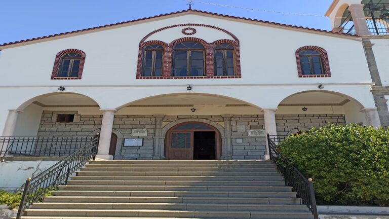 image Εβδομαδιαίο Πρόγραμμα Ιερών Ακολουθιών στον Ιερό Ναό Αγίου Γεωργίου Πλατέος (3–9 Νοεμβρίου 2025)