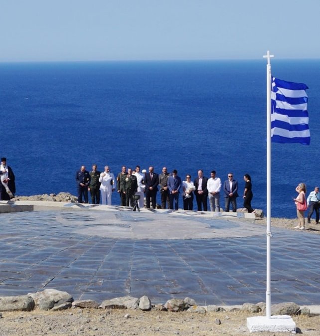image 32 χρόνια απο την ηρωική θυσιά  του Νίκου Σιαλμά !Ρίγη συγκίνησης  για τις τιμές  της  Πολεμική Αεροπορία ! (Βίντεο+φωτο)