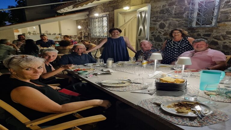 image Σε εορταστικό κλίμα η πρώτη συγκέντρωση για το Lemnos Philema.(φωτο)