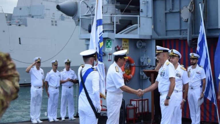 image Ο Αρχιπλοίαρχος Χαρίτος και η φρεγάτα «ΛΗΜΝΟΣ» ανέλαβαν την διοίκηση της επιχείρησης «IRINI»