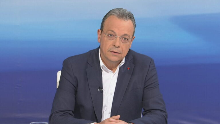 image Πρωτιά Σωκράτη Φάμελλου και στη Λέσβο