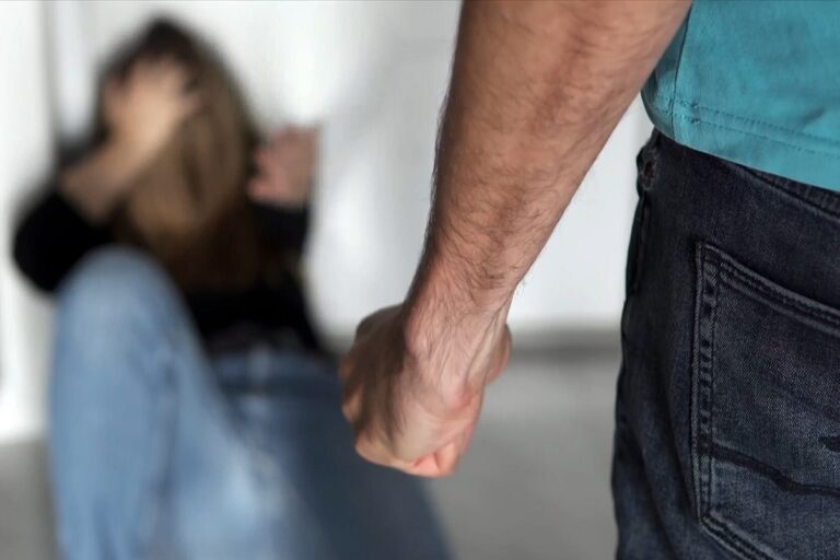 image Γυναικοκτονία στη Θεσσαλονίκη: Στον εισαγγελέα τη Δευτέρα ο άντρας που σκότωσε την σύζυγό του και τραυμάτισε τον γιο της