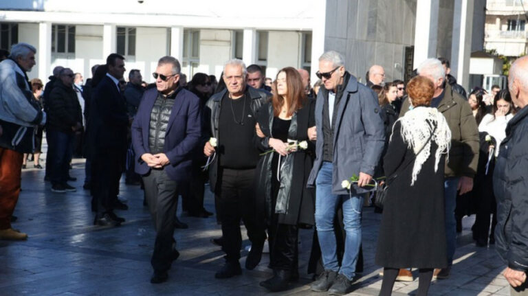 image Σε κλίμα οδύνης η κηδεία της 34χρονης πρώην βολεϊμπολίστριας Μ.Οικονομοπούλου που έφυγε αιφνίδια
