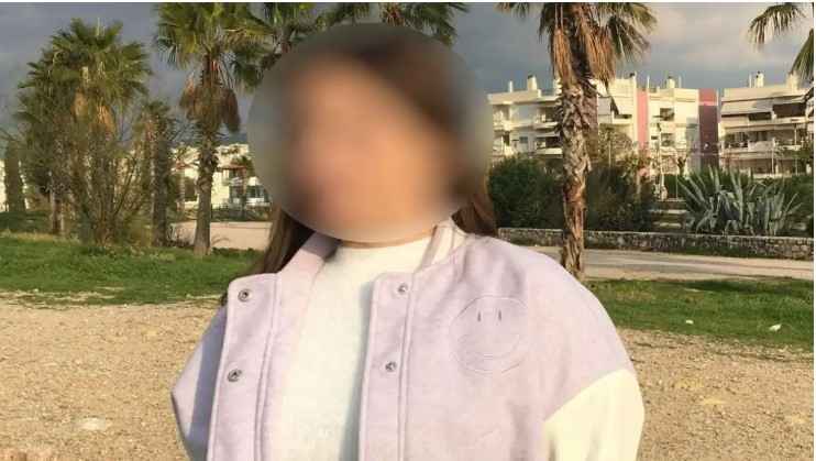 image Λακωνία: Συγκλονίζει η θεία της 15χρονης που σκοτώθηκε στο τροχαίο – «Τους βρήκα όλους μέσα στο νερό και το παιδί εγκλωβισμένο στο αμάξι»