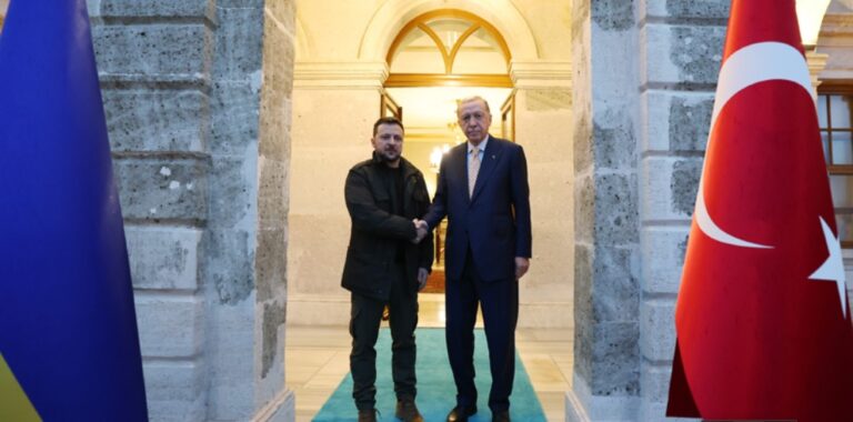 image Γιατί η Τουρκία συμμετείχε  στις συνομιλίες του Λονδίνου για το Ουκρανικό;