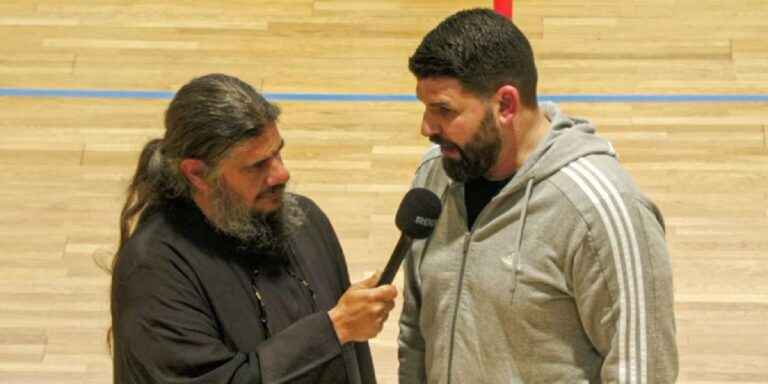 image Παπαμακάριος: «Εμπειρία ζωής για τα παιδιά της νησιωτικής Ελλάδας»(Bίντεο)