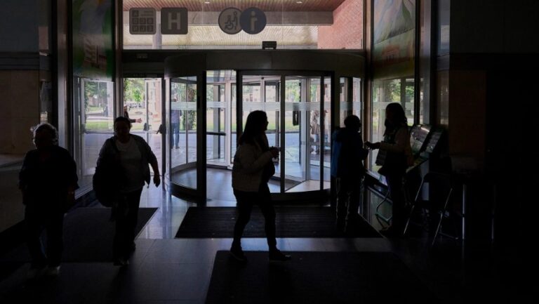 image Πέντε οι νεκροί του μπλακάουτ στην Ισπανία – Τρεις ήταν μέλη της ίδιας οικογένειας