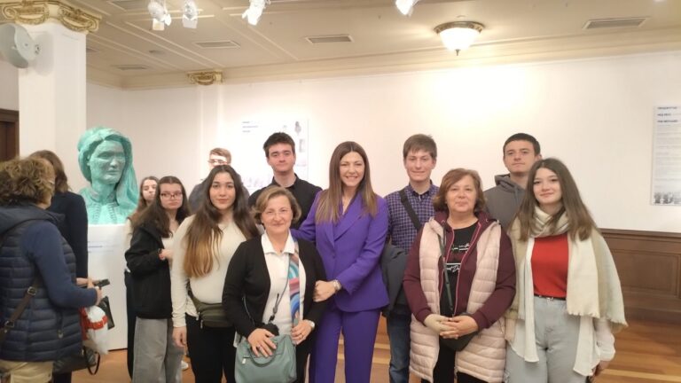 image Μαθητές του Αγίου Ευστρατίου στο 2ο Μαθητικό Περιβαλλοντικό Συνέδριο στην Κωνσταντινούπολη.