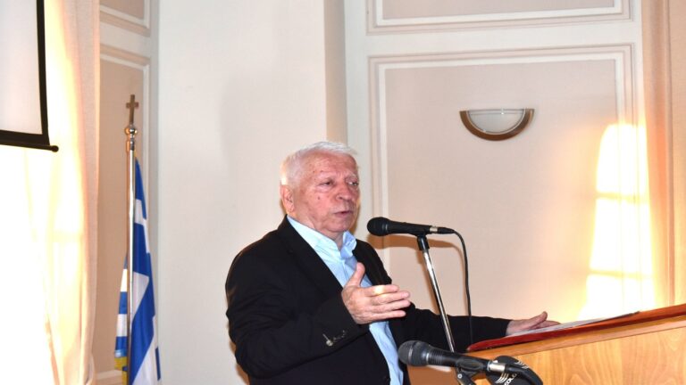 image Κώστας Μουτζούρης: Το δημογραφικό  και η μείωση πληθυσμού είναι θέμα που δεν λύνεται και θα το βρούμε μπροστά μας.