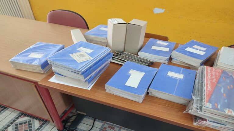 image Δημοτικό σχολείο Κοντοπουλίου: Ευχαριστήριο στον Ζανή Ζαχάρωφ για δωρεά.