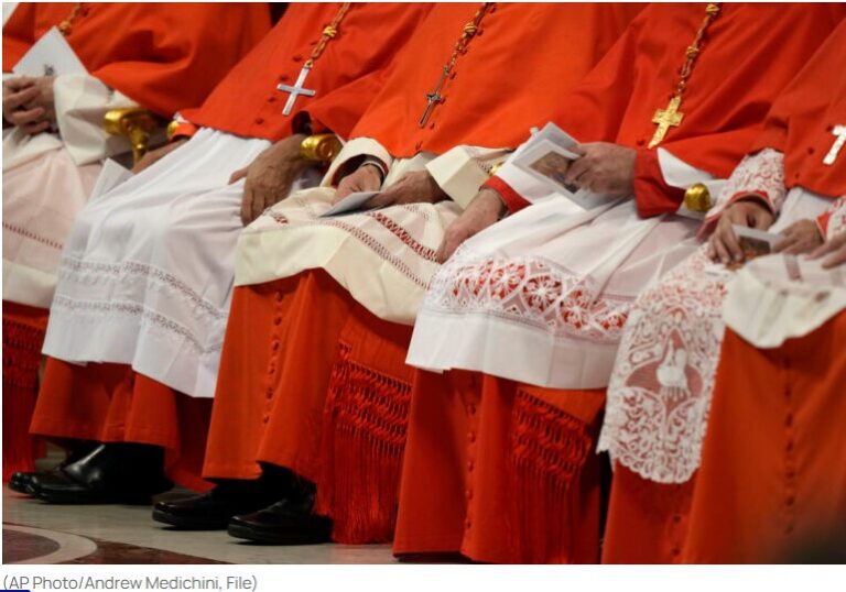 image Η Σιωπή των Καρδιναλίων: Τι τρώνε στο παπικό Κονκλάβιο και γιατί δεν επιτρέπονται τα ραβιόλια