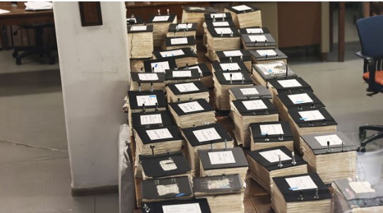 image Κτηματολογικά Γραφεία: Αποκαλυπτικοί διάλογοι από τη δράση του κυκλώματος – «Πρέπει να σε δω σήμερα, έχω να σου δώσω δυο χιλιάρικα»