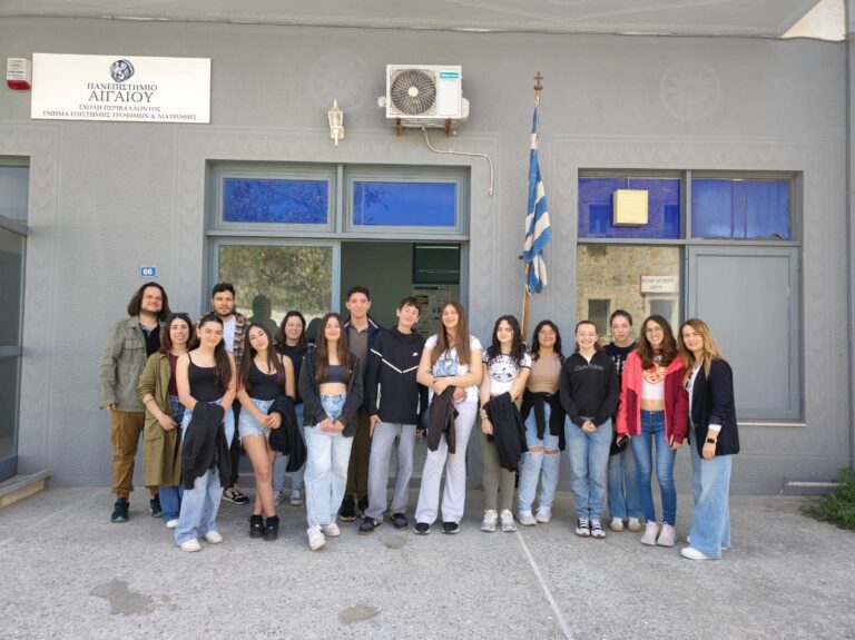 image Το Γυμνάσιο Λιβαδοχωρίου επισκέφθηκε το εργαστήριο Νανοτεχνολογιάς του ΤΕΤΔ  .