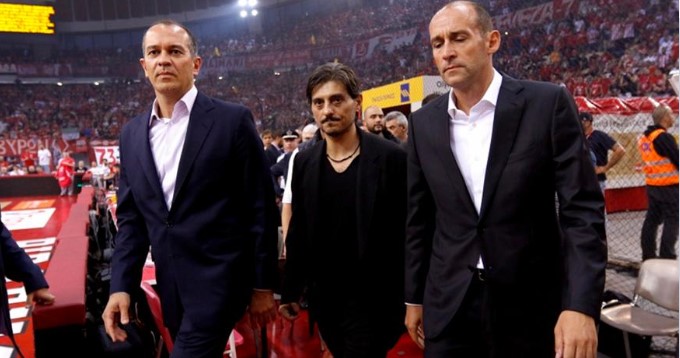 image Στις 3 το μεσημέρι της Τετάρτης το ραντεβού Βρούτση με Γιαννακόπουλο και Αγγελόπουλους – Αβέβαιο αν θα προσέλθουν